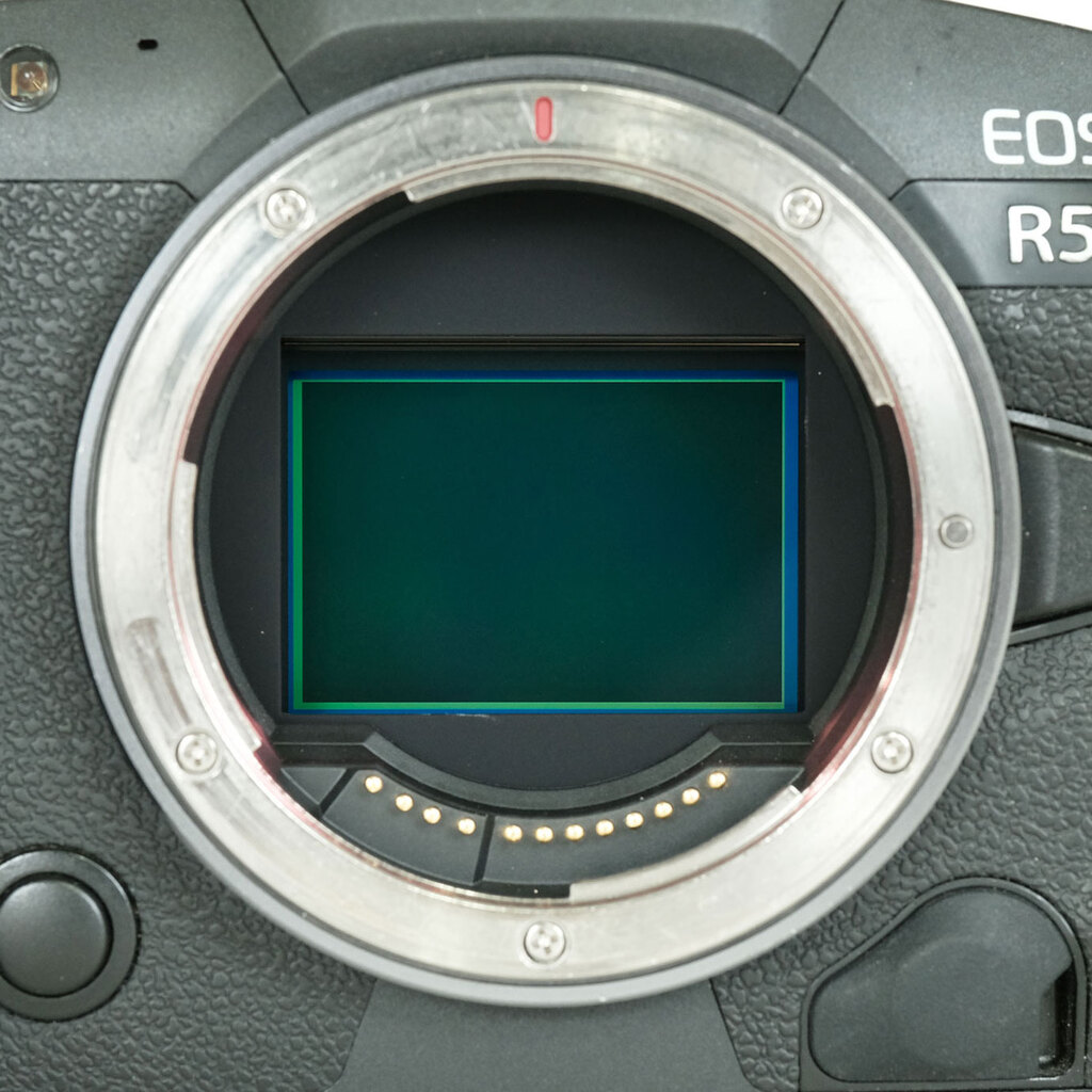 Canon EOS R5 Canon EOS R5
