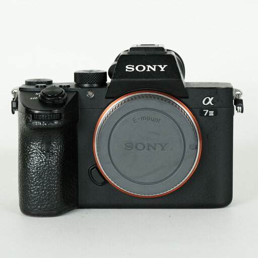 SONY α7 III(ILCE-7M3) SONY α7 III(ILCE-7M3)