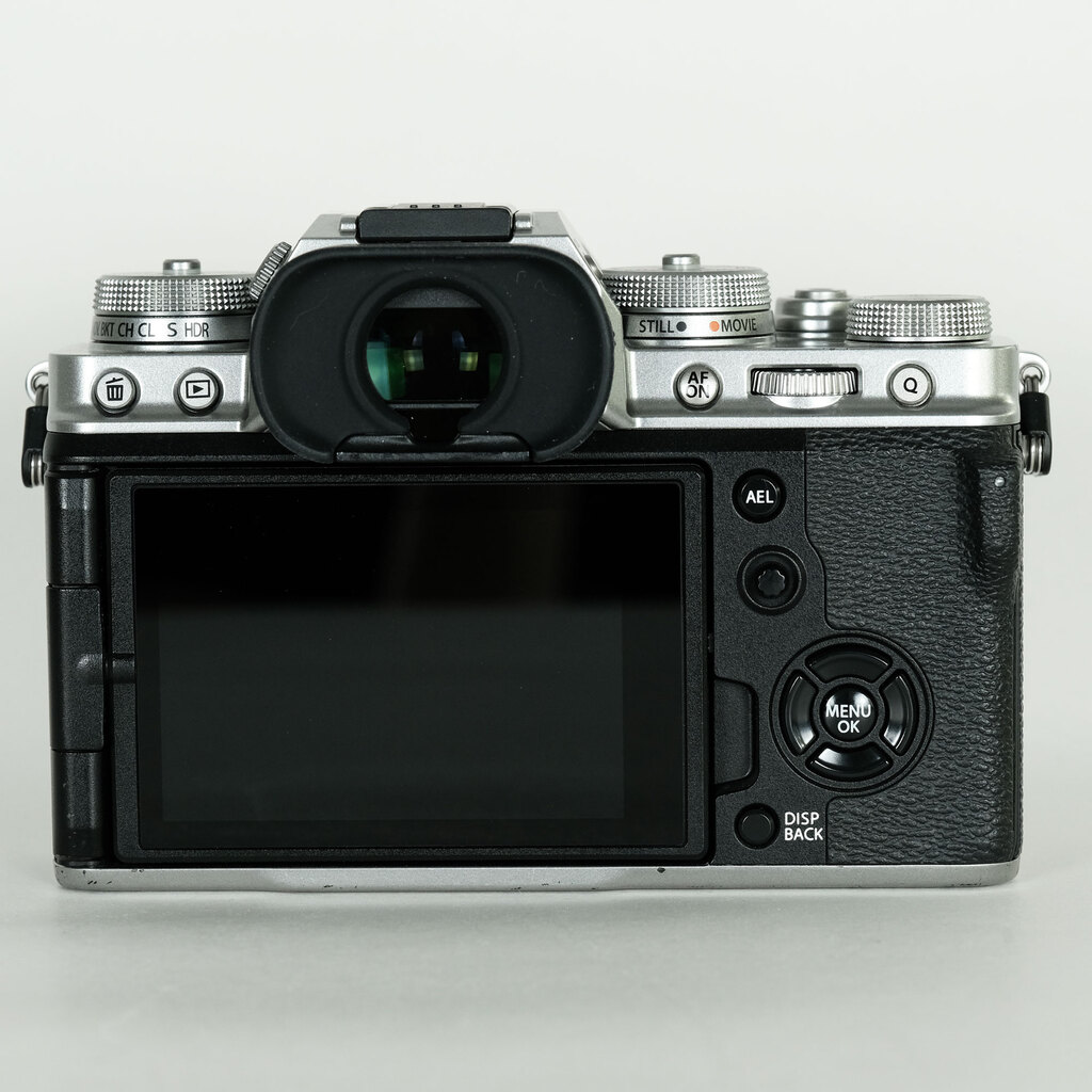 FUJIFILM X-T4の出品 | ONE SCENE（ワンシーン）