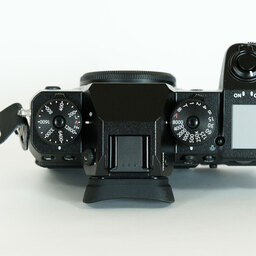 FUJIFILM X-H1 FUJIFILM X-H1