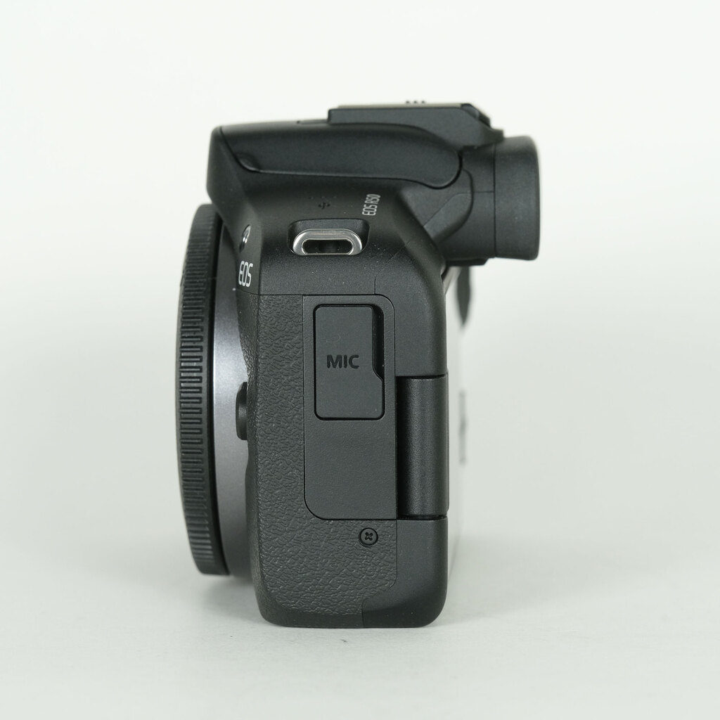 Canon EOS R50 Canon EOS R50