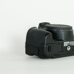 Canon EOS Kiss X10 Canon EOS Kiss X10