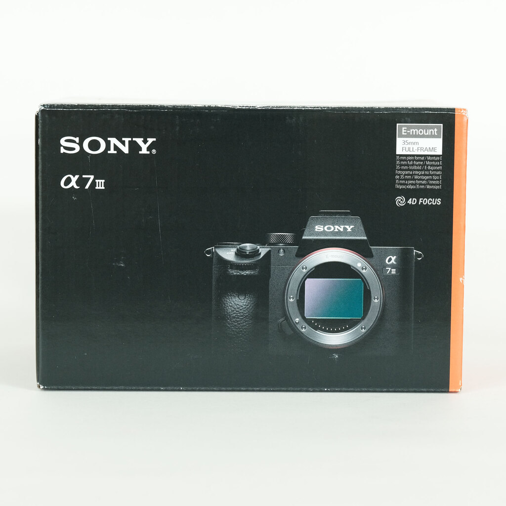 SONY α7 III(ILCE-7M3) SONY α7 III(ILCE-7M3)