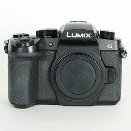 Panasonic LUMIX DC-G99 Panasonic LUMIX DC-G99
