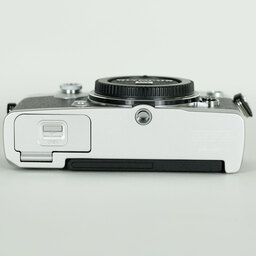 OLYMPUS PEN-F OLYMPUS PEN-F