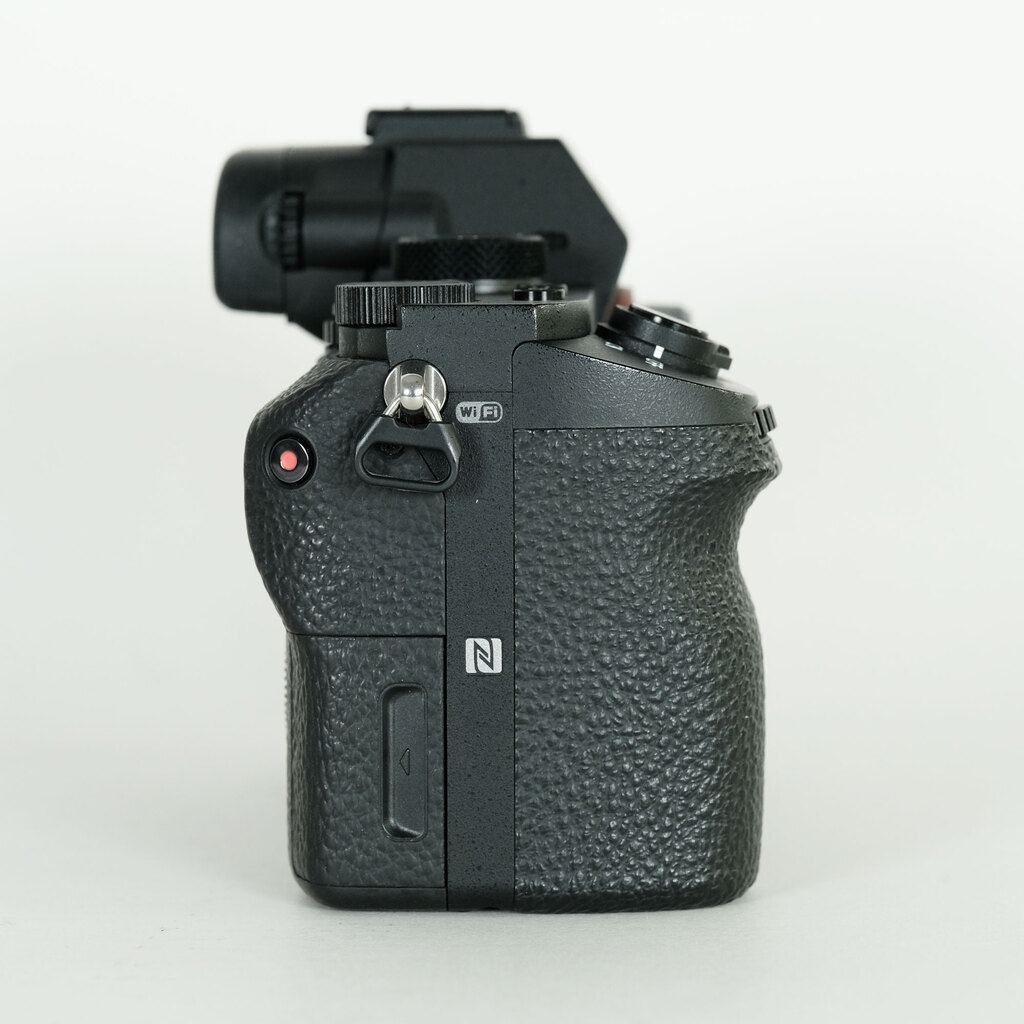 SONY α7 II(ILCE-7M2) SONY α7 II(ILCE-7M2)