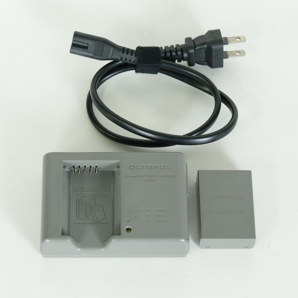 OLYMPUS OM-D E-M5 ボディ ブラック