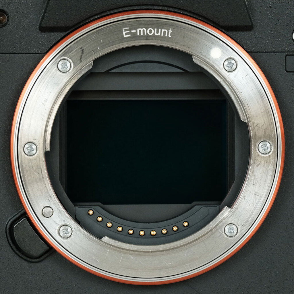 SONY α7RIV ボディ ILCE-7RM4A   【後期モデル 液晶下部にSONYロゴなし】 SONY α7RIV ボディ ILCE-7RM4A   【後期モデル 液晶下部にSONYロゴなし】