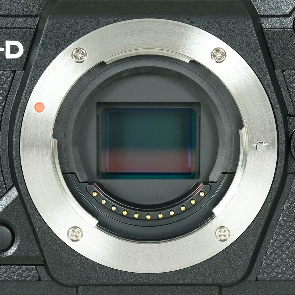 OLYMPUS OM-D E-M5 Mark III OLYMPUS OM-D E-M5 Mark III