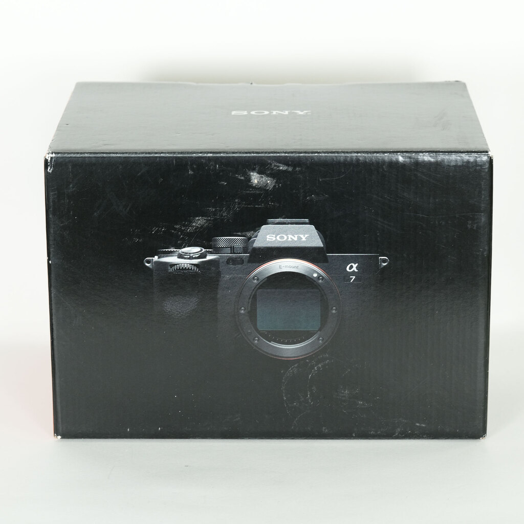 【美品】SONY α7 IV ILCE-7M4 ボディ｜箱/付属完備 美品】SONY α7 IV ILCE-7M4 ボディ｜箱/付属完備