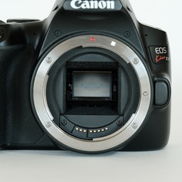 Canon EOS Kiss X10