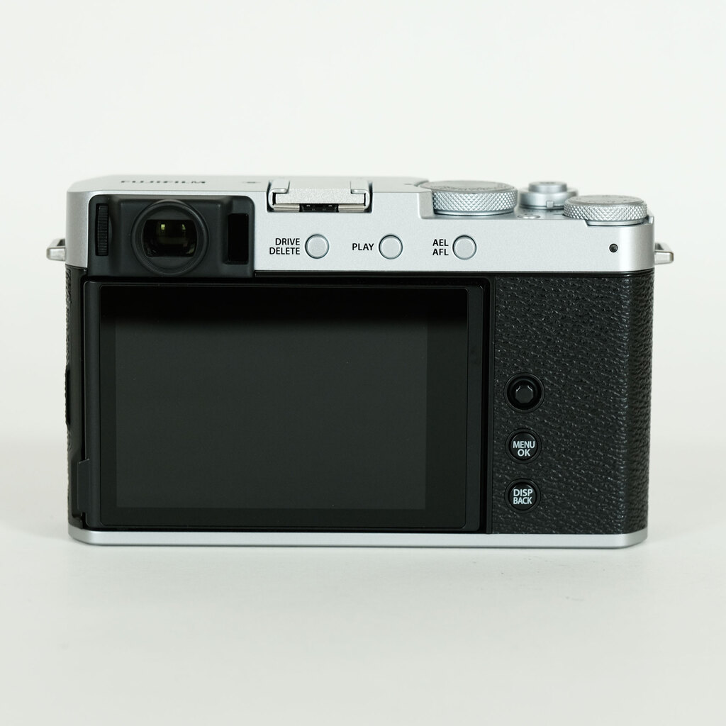 FUJIFILM X-E4の出品 | ONE SCENE（ワンシーン）