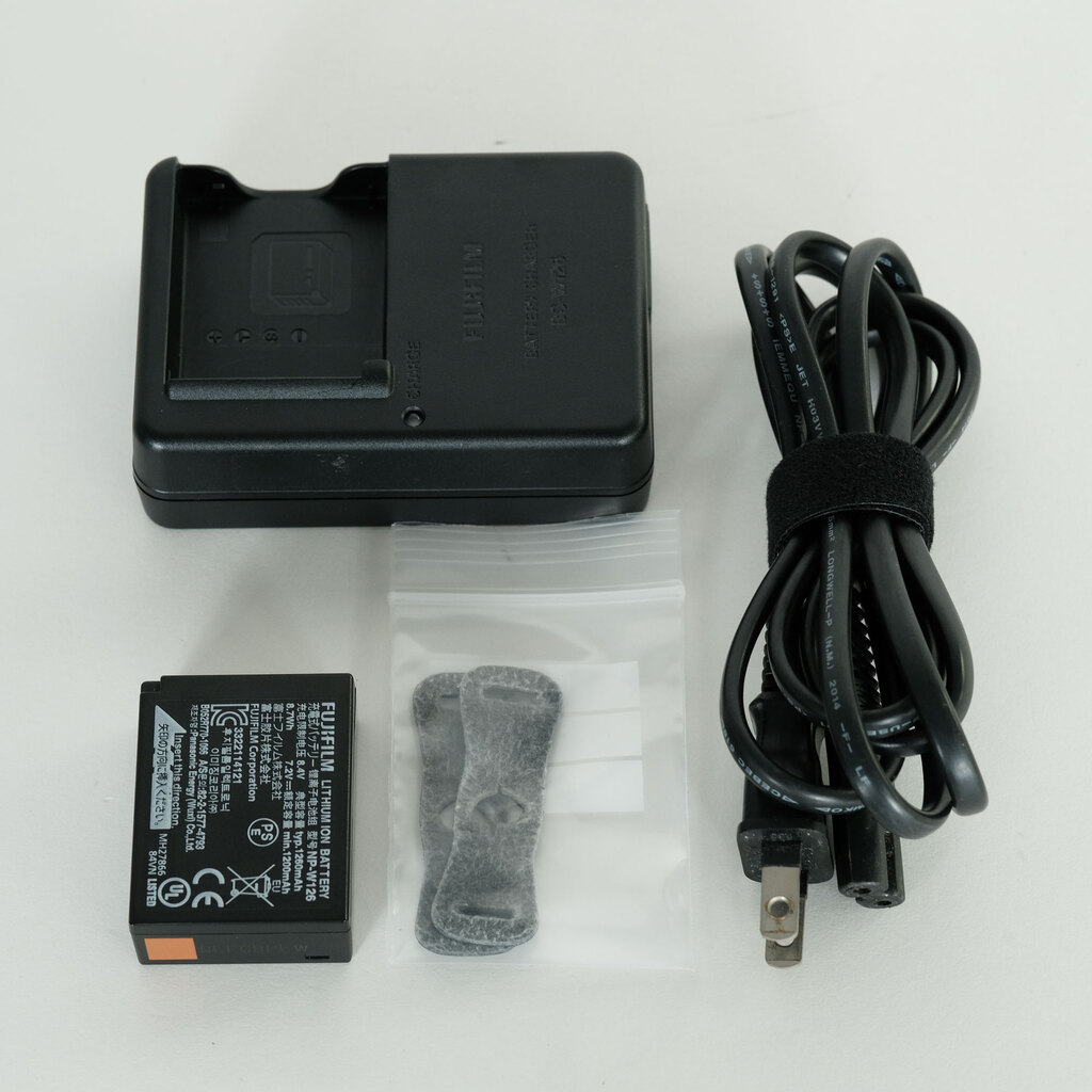 FUJIFILM X-Pro2 FUJIFILM X-Pro2