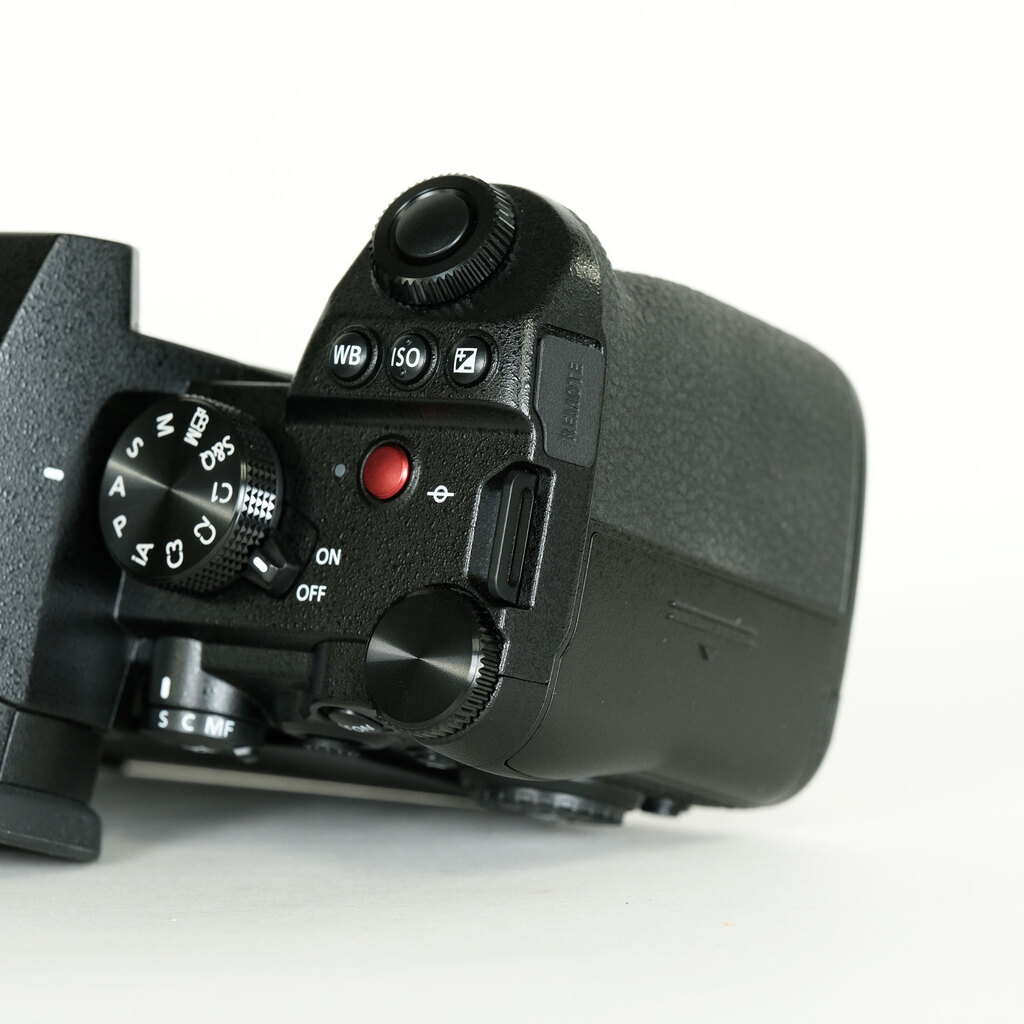 Panasonic LUMIX G9 PRO II Panasonic LUMIX G9 PRO II