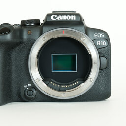 Canon EOS R10 Canon EOS R10
