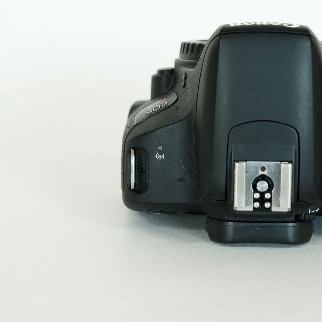 Canon EOS Kiss X9i Canon EOS Kiss X9i
