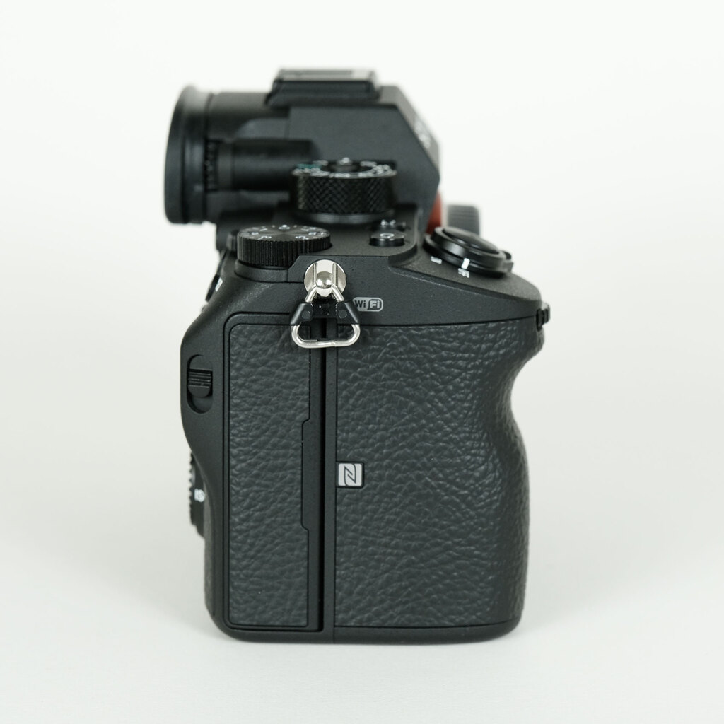 SONY α7R III(ILCE-7RM3) SONY α7R III(ILCE-7RM3)