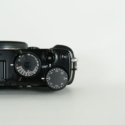 FUJIFILM X-Pro2 FUJIFILM X-Pro2
