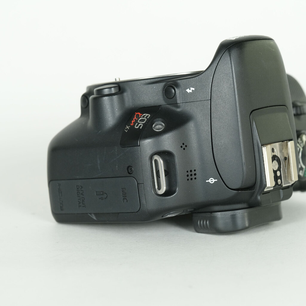 Canon EOS Kiss X7の出品 | ONE SCENE（ワンシーン）