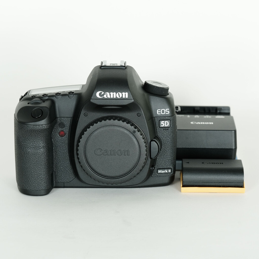 Canon EOS 5D MarkII ボディの出品 | ONE SCENE（ワンシーン）