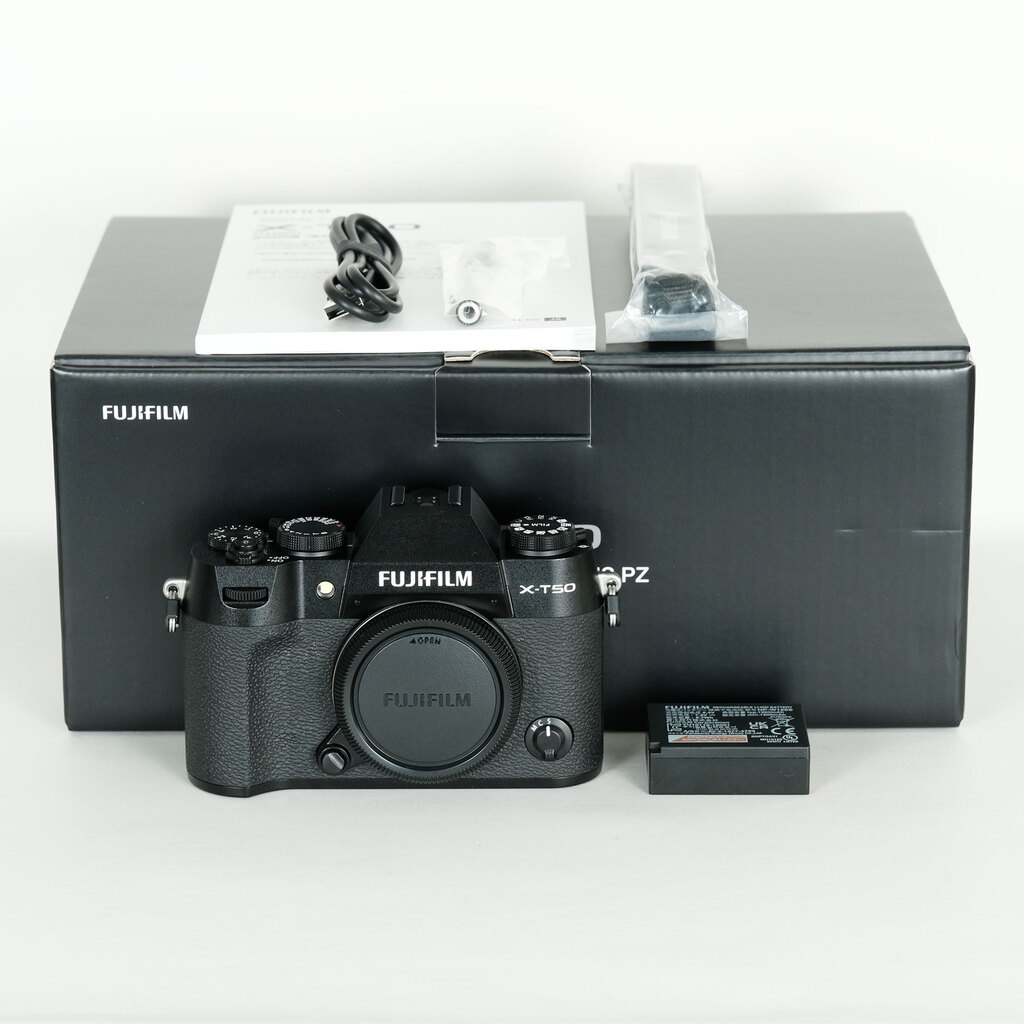 FUJIFILM X-T50