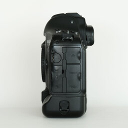 Canon EOS-1D X Mark II Canon EOS-1D X Mark II