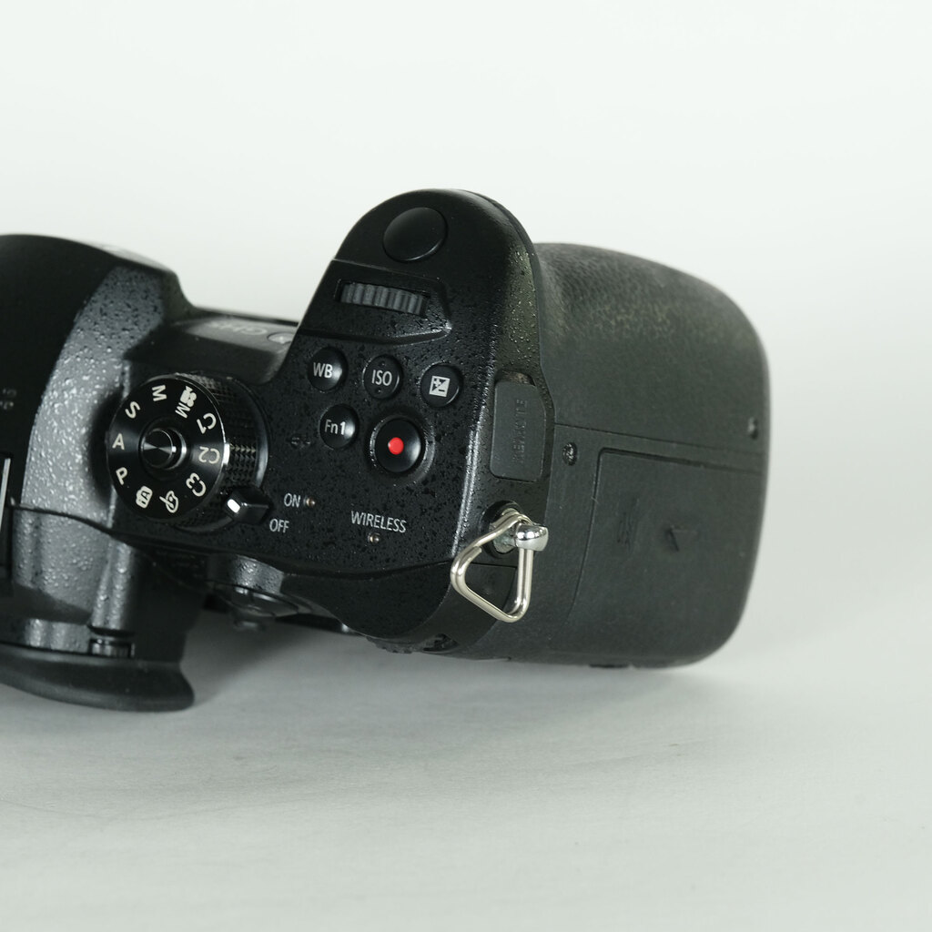 Panasonic LUMIX DC-GH5 Panasonic LUMIX DC-GH5