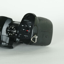 Panasonic LUMIX DC-GH5 Panasonic LUMIX DC-GH5