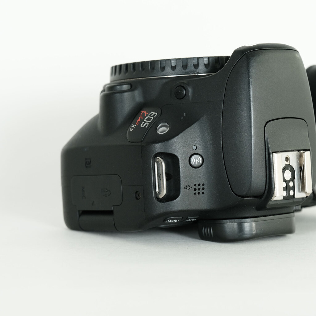 Canon EOS Kiss X9 Canon EOS Kiss X9