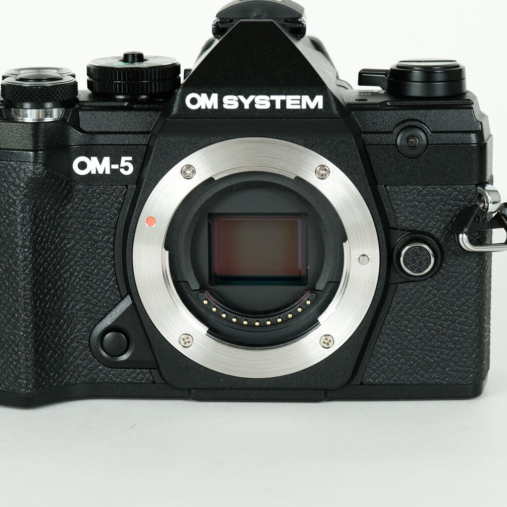 OM SYSTEM OM-5