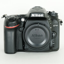 Nikon D7100