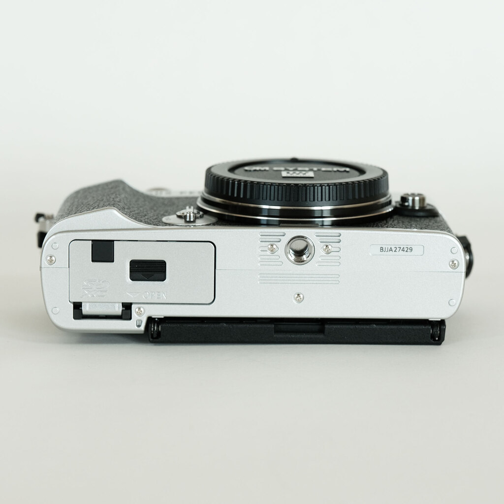 OLYMPUS PEN E-P7の出品 | ONE SCENE（ワンシーン）