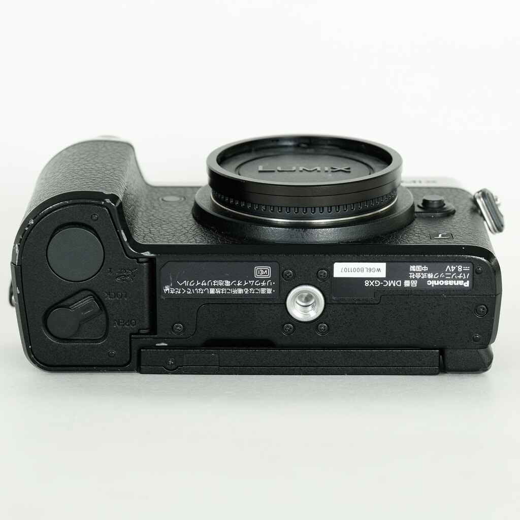Panasonic LUMIX DMC-GX8 ボディ シルバーの出品 | ONE SCENE