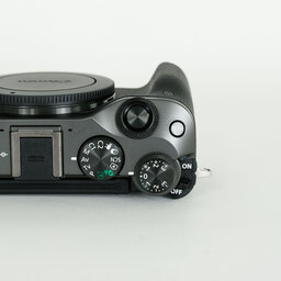 Canon EOS M6 Canon EOS M6