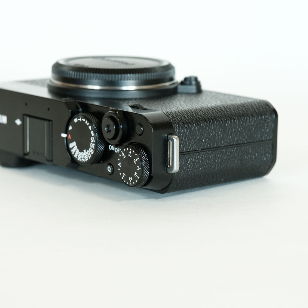 FUJIFILM KLASSE S 黒　フィルムカメラ　動作品