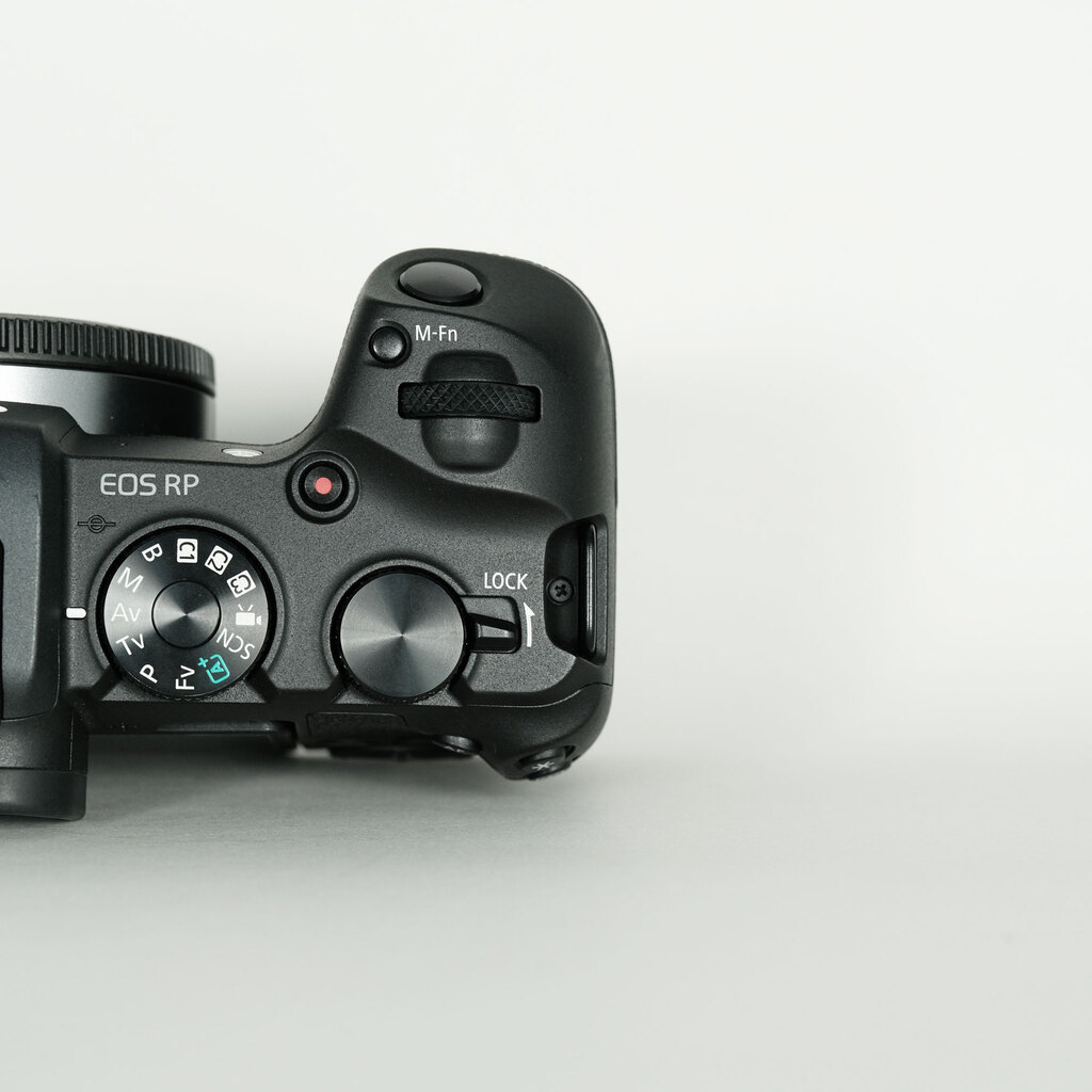 Canon EOS RP Canon EOS RP