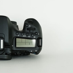 Canon EOS 90D