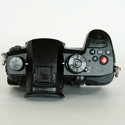Panasonic LUMIX DC-GH5M2 Panasonic LUMIX DC-GH5M2