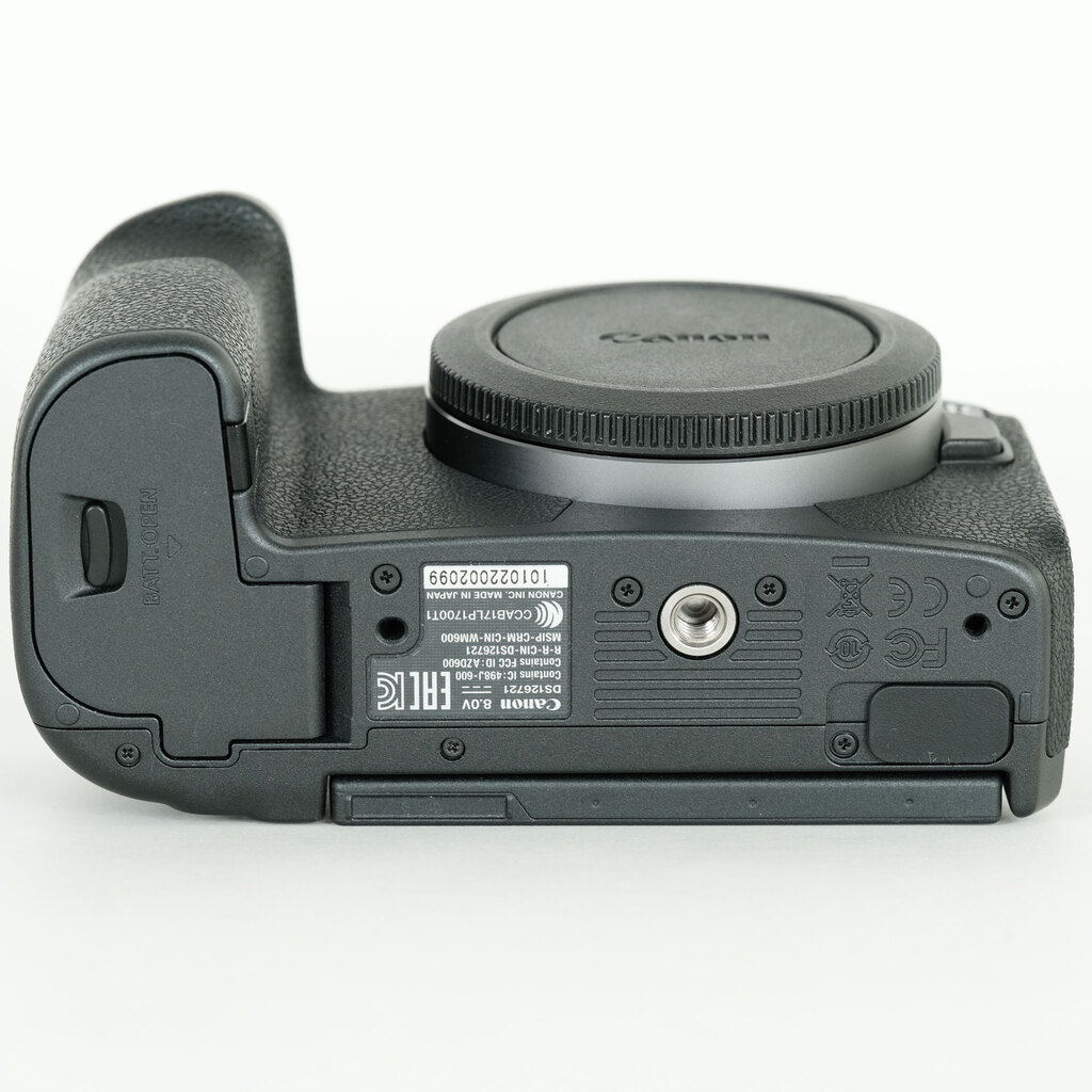 Canon EOS R Canon EOS R