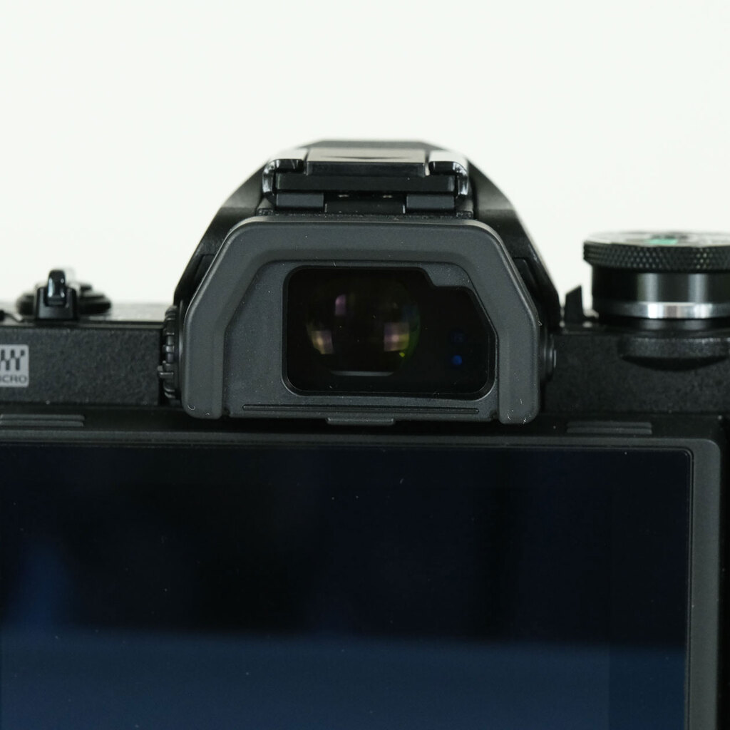 OLYMPUS OM-D E-M10 Mark III OLYMPUS OM-D E-M10 Mark III