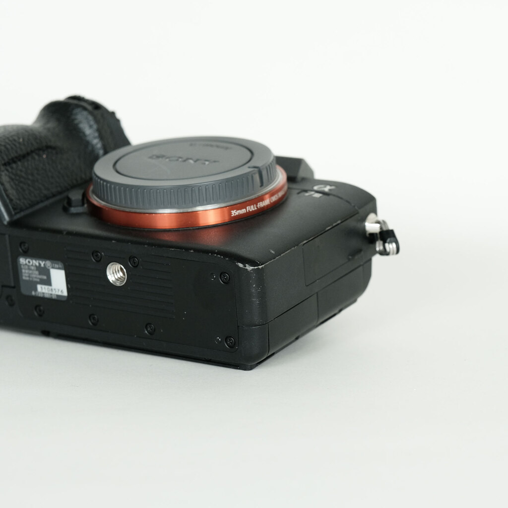 SONY α7 III(ILCE-7M3) SONY α7 III(ILCE-7M3)
