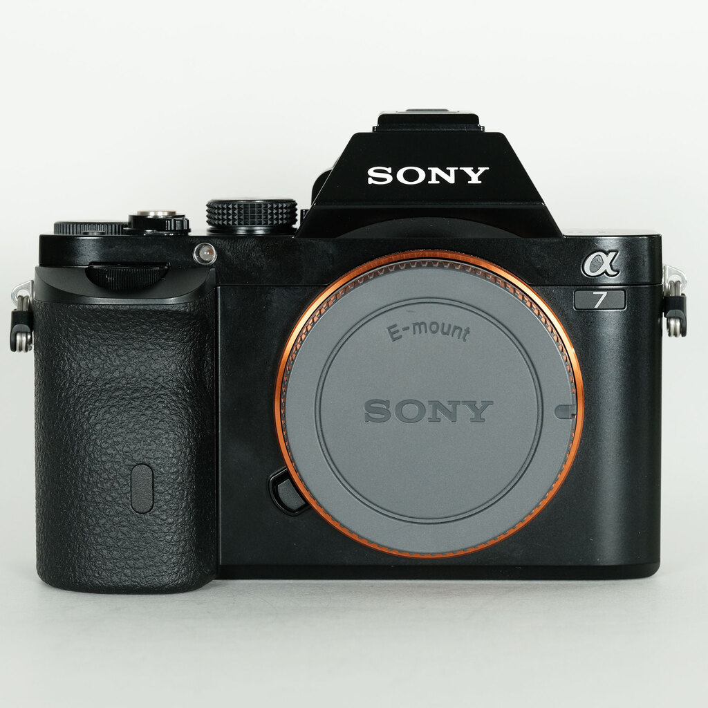 SONY α7 　ILCE-7　ミラーレスカメラ α（ソニー） ソニー SONY α7 ILCE-7 ボディ フルサイズ ミラー