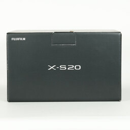 FUJIFILM X-S20