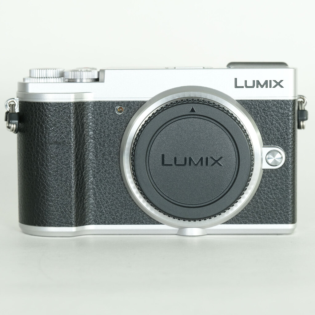 Panasonic LUMIX DC-GX7MK3 シルバーの出品 | ONE SCENE（ワンシーン）