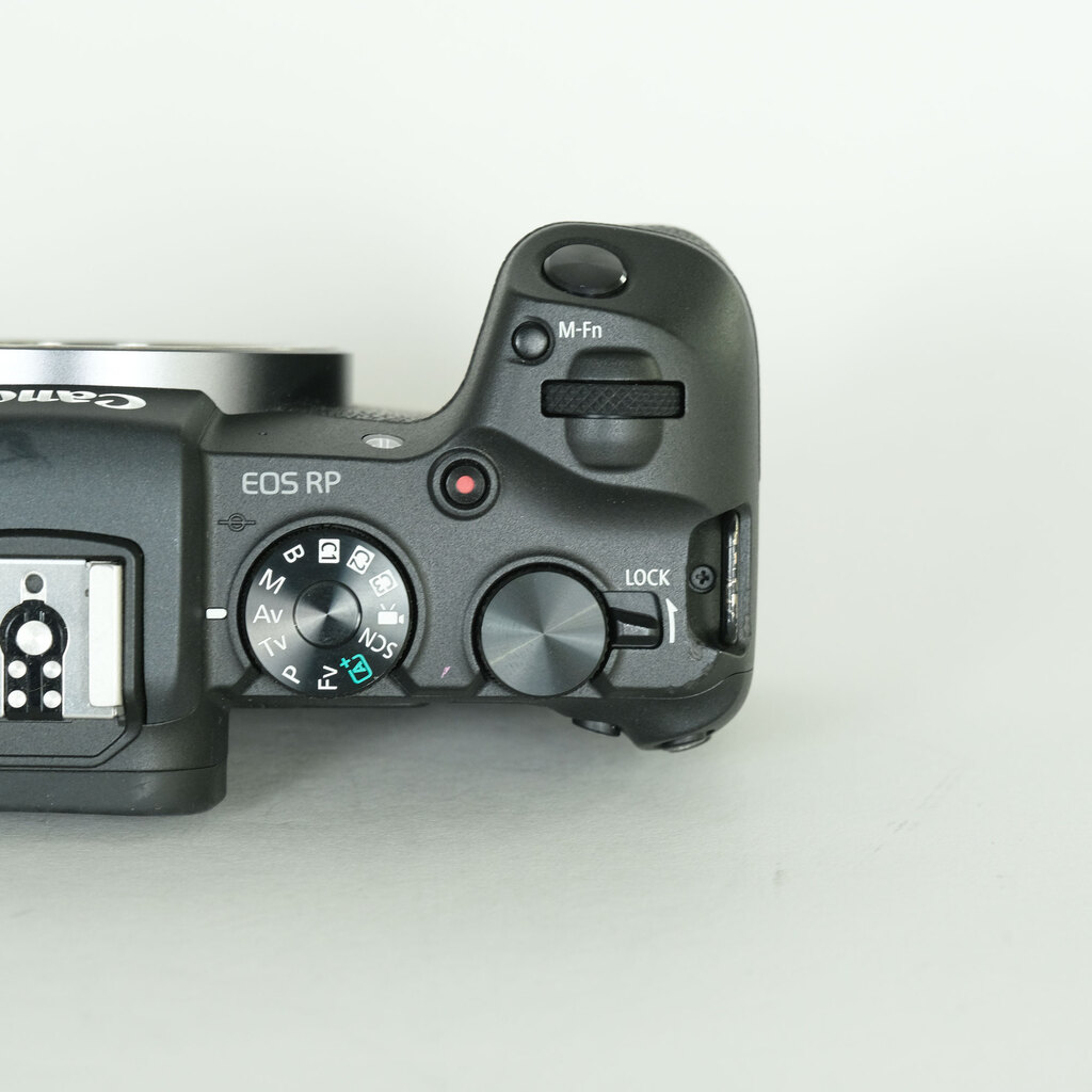 Canon EOS RP Canon EOS RP