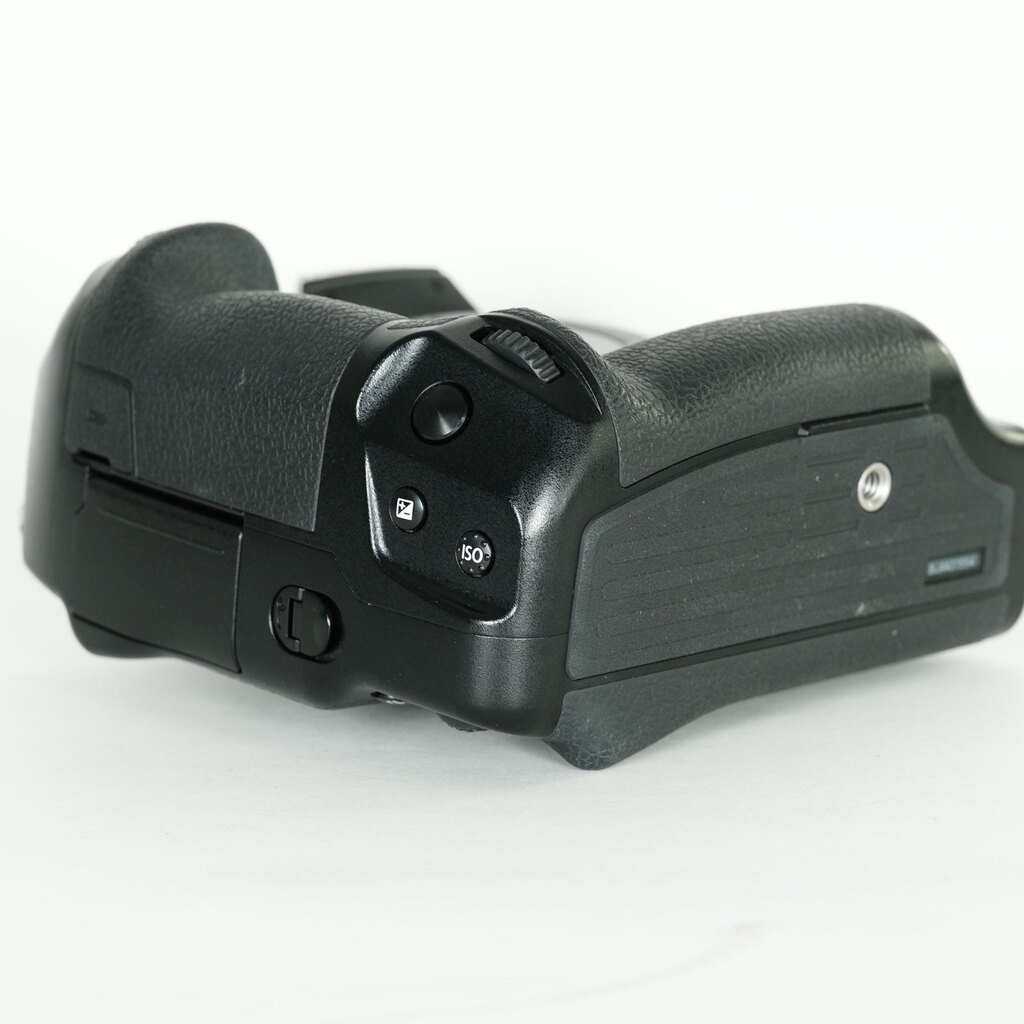 OLYMPUS OM-D E-M1X OLYMPUS OM-D E-M1X