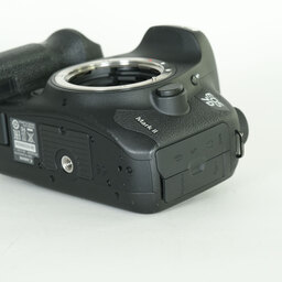 Canon EOS 7D Mark II Canon EOS 7D Mark II