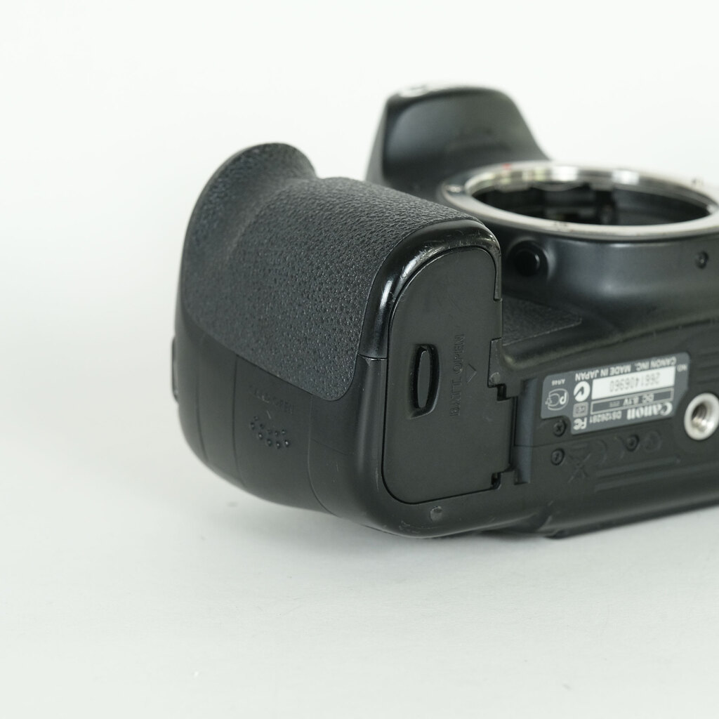 Canon EOS 60D ボディ