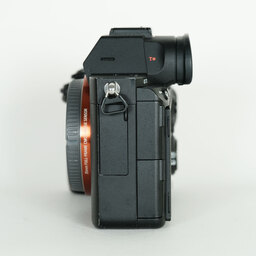 SONY α7 III(ILCE-7M3) SONY α7 III(ILCE-7M3)