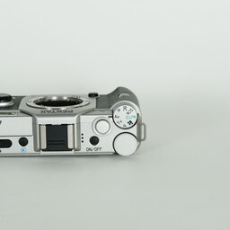 PENTAX Q7 ズームレンズキット シルバー